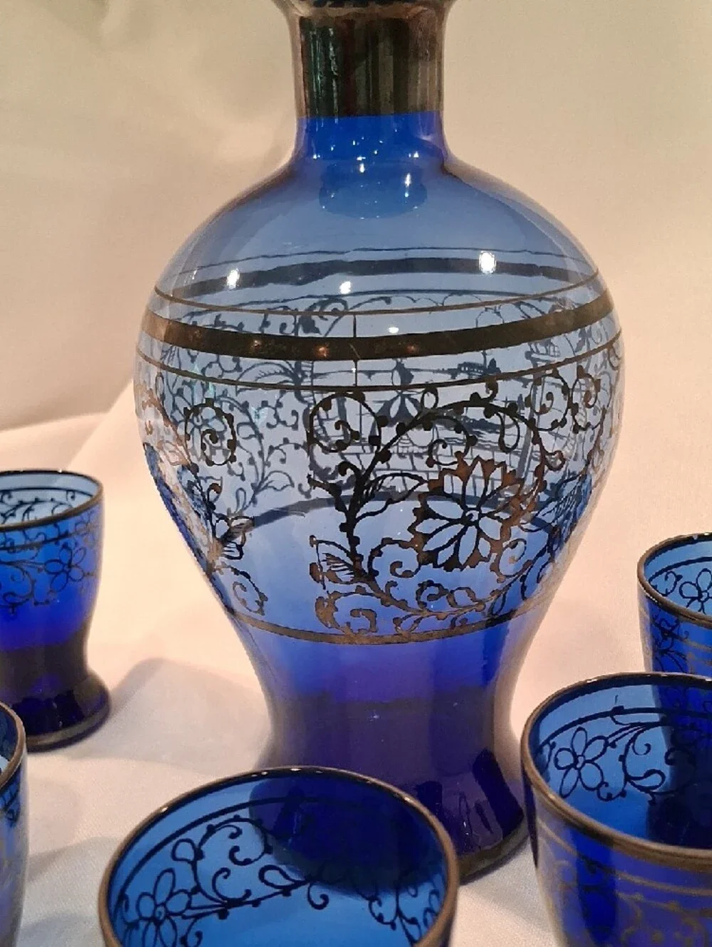 N/A any matching glass